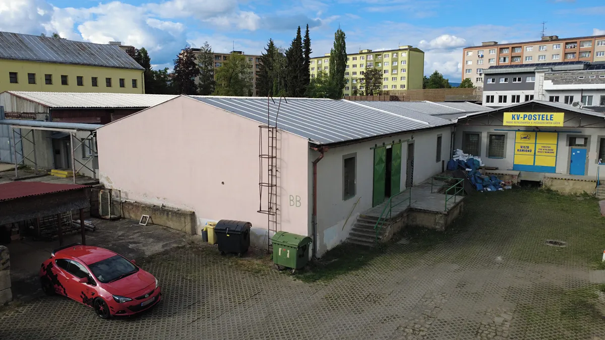 Pronájem skladového prostoru 263 m²